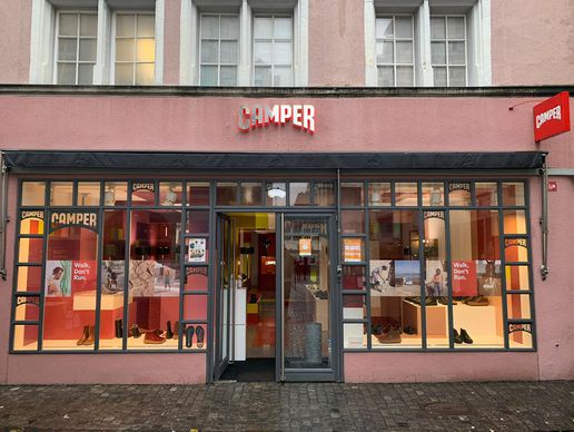Bild zu Camper Niederdorfstrasse Zurich