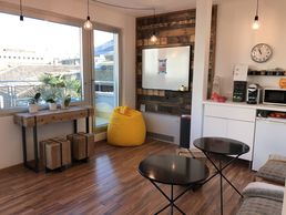 picture of Wall Street English