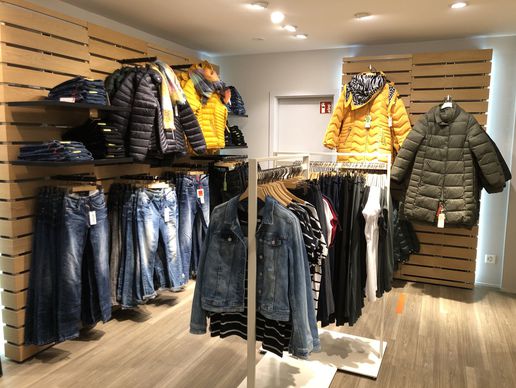 picture of Street One Shop