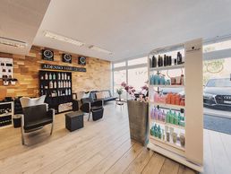 image de Adesso Hair Design by Samira