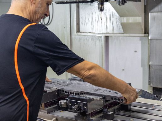 Bild zu Peter-Mechanik AG