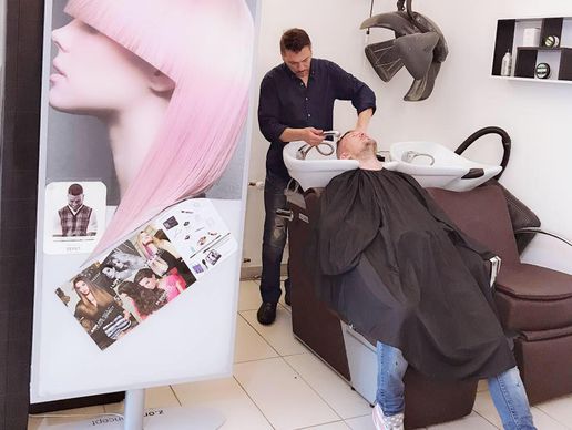 Bild zu Dynamic Look Coiffure