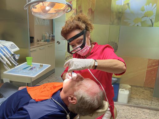 picture of Implantcentre Clinique Dentisterie et de Chirurgie Dentaire (implantcentre.ch)