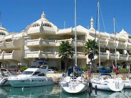 Bild zu Princess Estates & Services  Casal Elisa