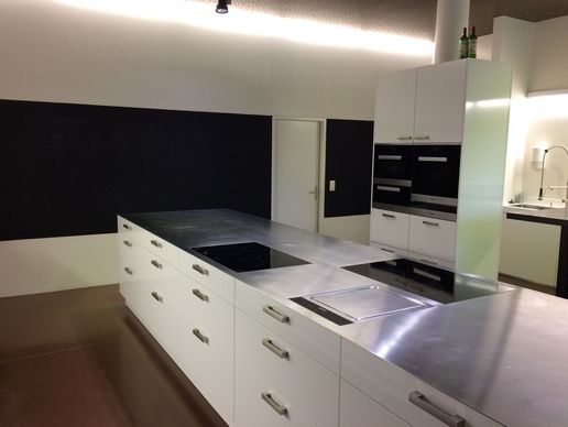 Bild zu Hischier Weine AG