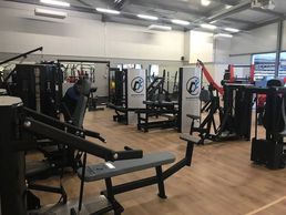 Bild zu DAVID FITNESS