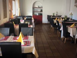 picture of Le Lotus Bleu