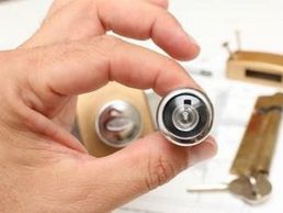 Bild zu SERRURIERS D'URGENCE GENEVE