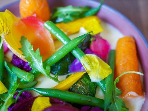 Bild zu Eat Me Restaurant & Cocktail Lounge