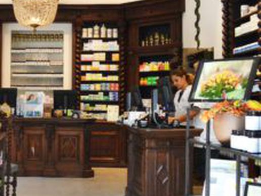 picture of Pharmacie EAUXVIVES-Favon