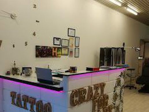 picture of Crazy for Art Studio Tattoo