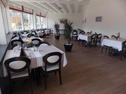 image de Hôtel Castel & Restaurant Roches Brunes