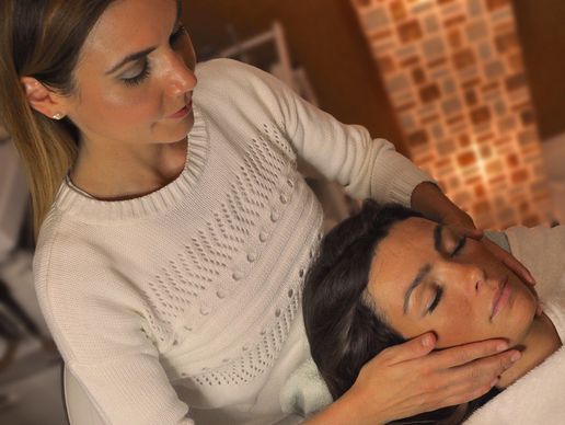 picture of AURORA BEAUTY & CARE